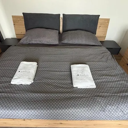 Διαμέρισμα Modern 2-room Apartment,balcony, *