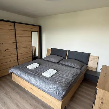 Apartament Modern 2-room Apartment,balcony,